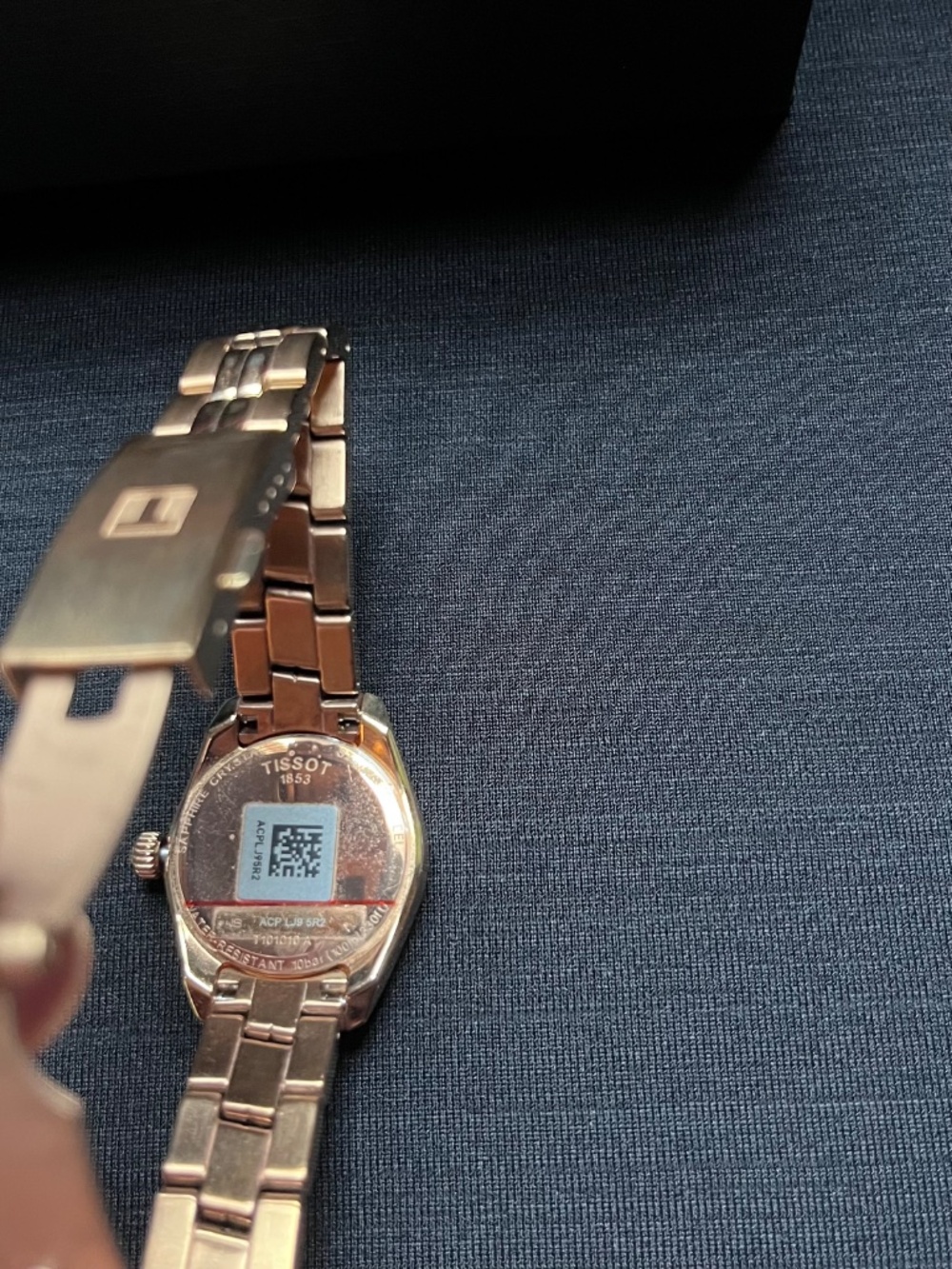 Tissot T-Classic Women's Rose Gold PVD Watch T101.010.33.451.00 w/ Box - Picture 5 of 8